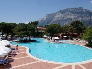 Imagen de la piscina del Hotel Sentido Sultan Beldibi. Foto 9