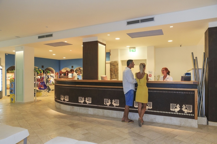 Imagen de los interiores del Hotel Sentido Tirreno Resort. Foto 15