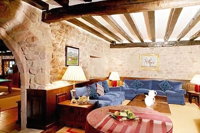 Imagen del bar/restaurante del Hotel Señorío De Ursua. Foto 4