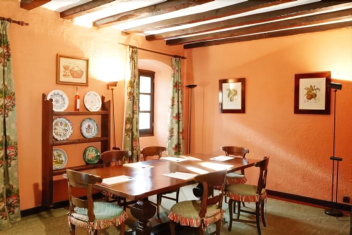 Imagen del bar/restaurante del Hotel Señorío De Ursua. Foto 6