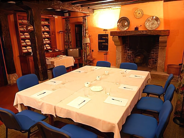 Imagen del bar/restaurante del Hotel Señorío De Ursua. Foto 7