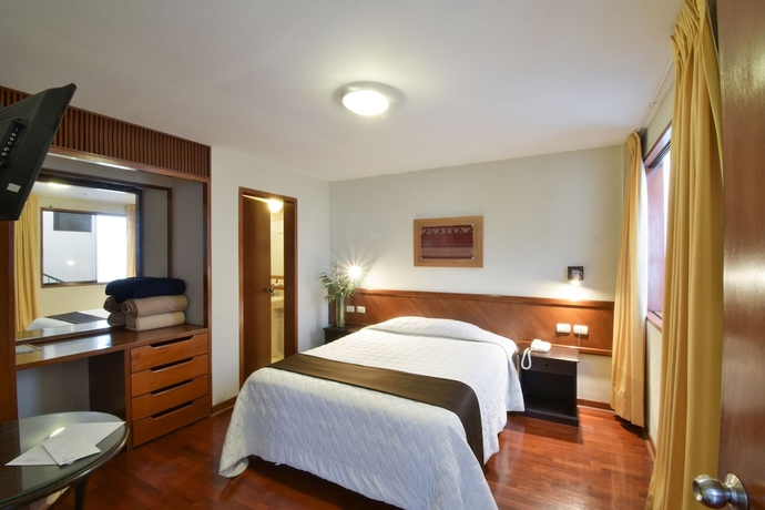 Imagen de la habitación del Hotel Señorial. Foto 8