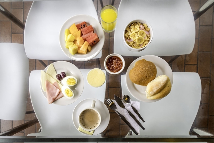 Imagen del bar/restaurante del Hotel Señorial. Foto 3