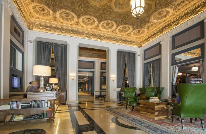 Imagen de los interiores del Hotel Sentinel. Foto 17