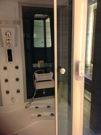 Imagen de la habitación del Hotel Sentosa Shenzhen Feicui Branch. Foto 13