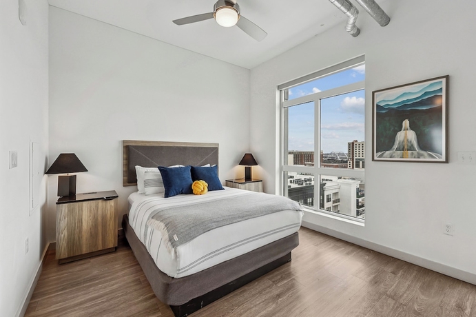 Imagen de la habitación del Hotel Sentral Sobro. Foto 6