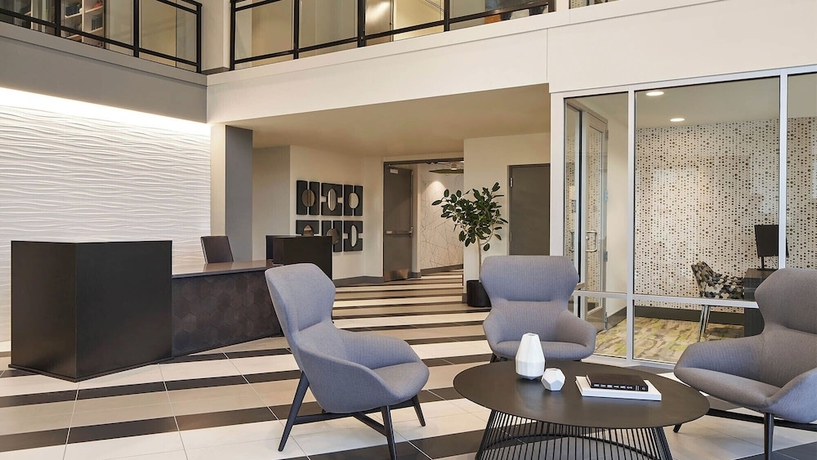 Imagen de los interiores del Hotel Sentral Sobro. Foto 16
