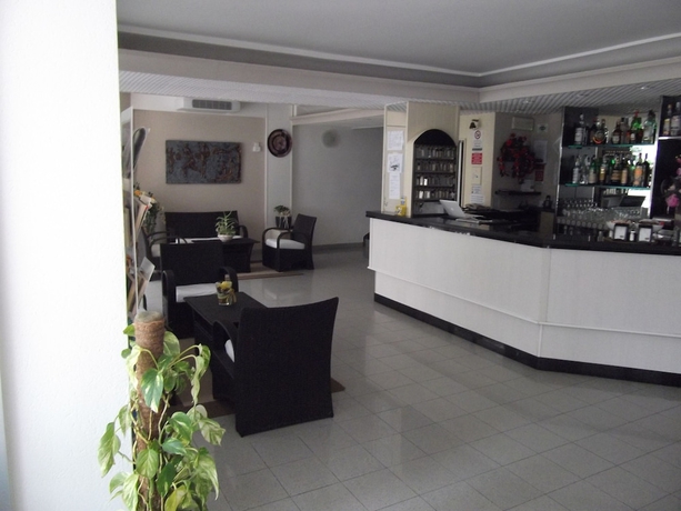 Imagen de los interiores del Hotel Senyor. Foto 12