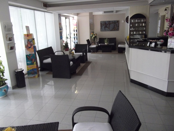 Imagen de los interiores del Hotel Senyor. Foto 19