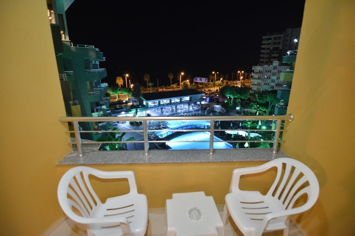 Imagen de la habitación del Hotel Senza Grand Santana. Foto 6