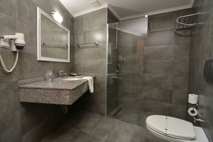 Imagen de la habitación del Hotel Senza Grand Santana. Foto 12