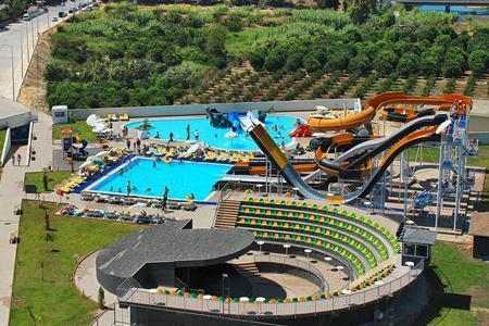 Imagen de los exteriores del Hotel Senza The Inn Resort & Spa. Foto 7