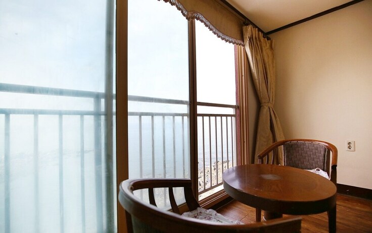 Imagen de la habitación del Hotel Seocheon Hyu. Foto 20
