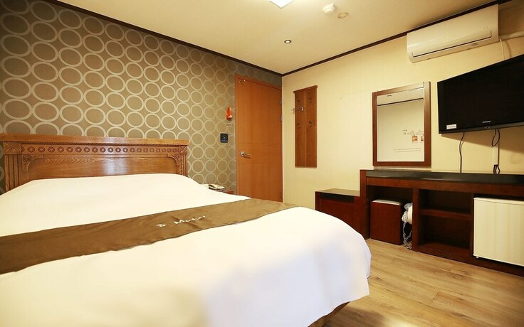 Imagen de la habitación del Hotel Seocheon Hyu. Foto 28