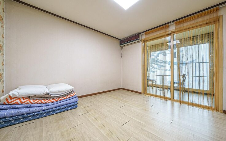 Imagen de la habitación del Hotel Seocheon Hyu. Foto 34