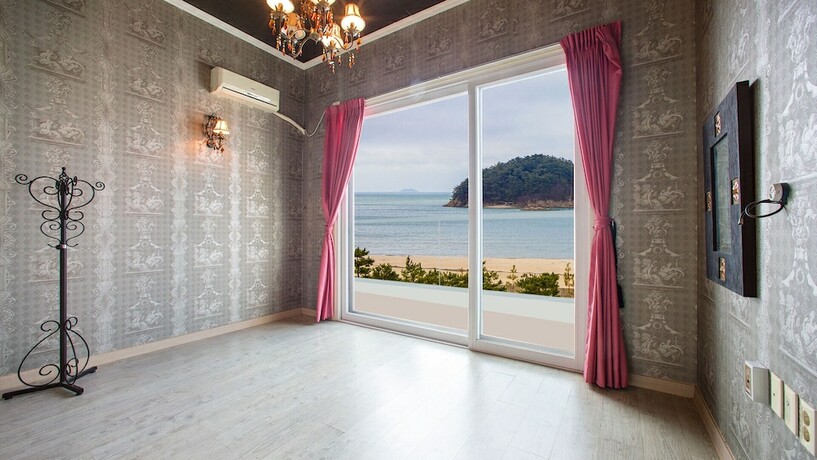 Imagen de la habitación del Hotel Seohaean Resort. Foto 14
