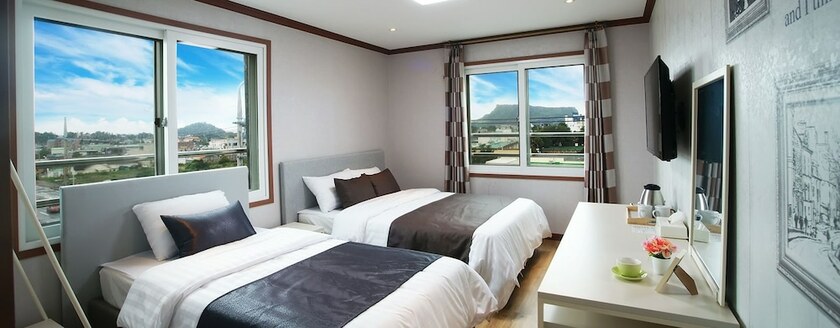 Imagen general del Hotel Seongsan Aqua Beach. Foto 5