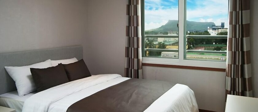 Imagen general del Hotel Seongsan Aqua Beach. Foto 8