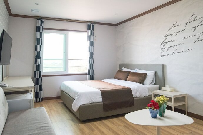 Imagen de la habitación del Hotel Seongsan Aqua Beach. Foto 25