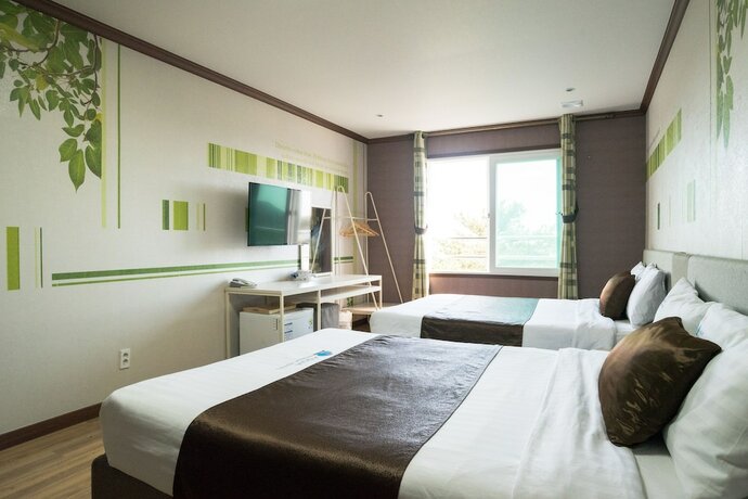 Imagen de la habitación del Hotel Seongsan Aqua Beach. Foto 26