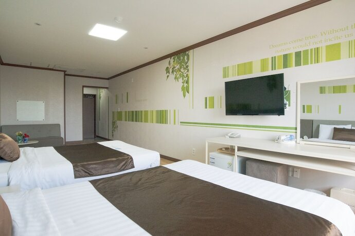 Imagen de la habitación del Hotel Seongsan Aqua Beach. Foto 28
