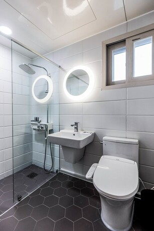 Imagen de la habitación del Hotel Seongsan Flow. Foto 23