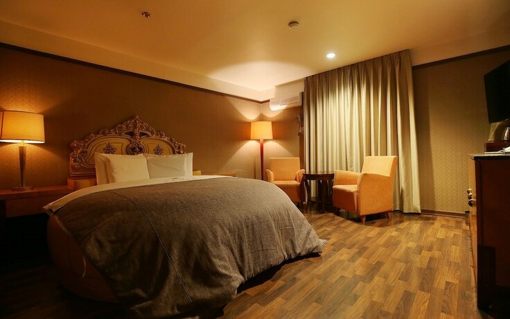 Imagen de la habitación del Hotel Seosan Jamjari. Foto 31