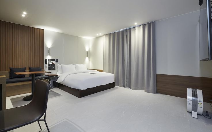 Imagen de la habitación del Hotel Seosan Lake Park Just Sleep. Foto 10