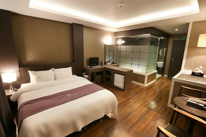 Imagen de la habitación del Hotel Seosan Modern. Foto 13