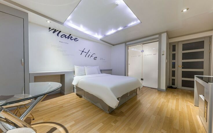 Imagen de la habitación del Hotel Seosan SKY. Foto 17