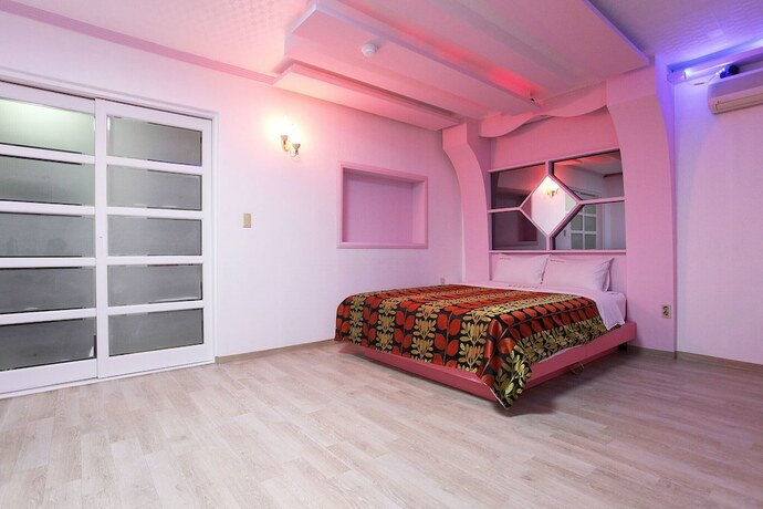 Imagen general del Hotel Seosan White House. Foto 10