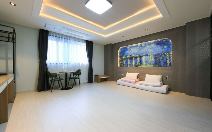 Imagen de la habitación del Hotel Seosan Zaza. Foto 15