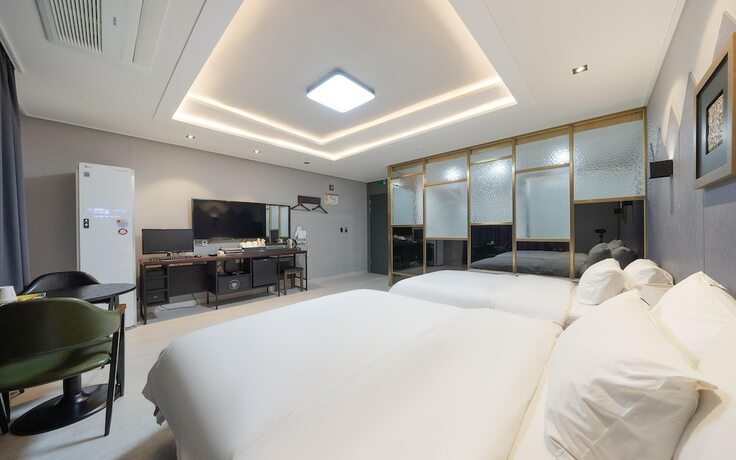 Imagen de la habitación del Hotel Seosan Zaza. Foto 25