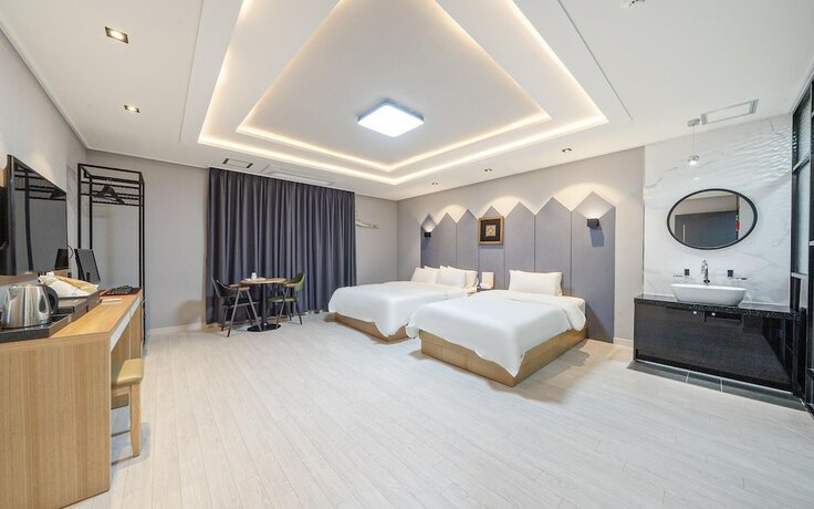 Imagen de la habitación del Hotel Seosan Zaza. Foto 28