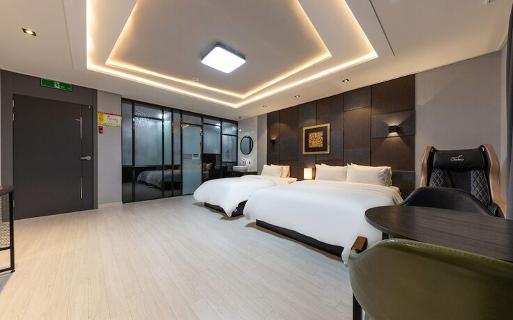 Imagen de la habitación del Hotel Seosan Zaza. Foto 33