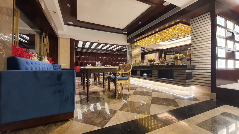 Imagen del bar/restaurante del Hotel Sepal. Foto 2