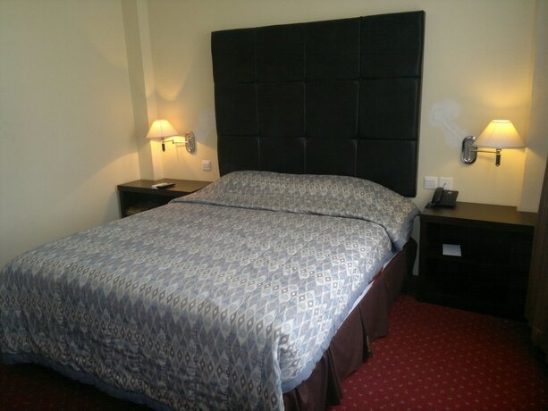 Imagen general del Hotel Sepinggan. Foto 1