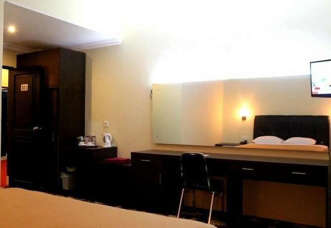 Imagen general del Hotel Sepinggan. Foto 2