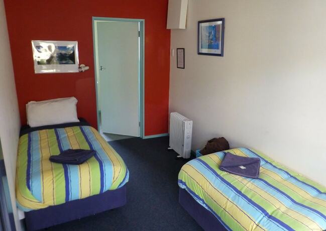 Imagen general del Hotel Sequoia Lodge Backpackers. Foto 1