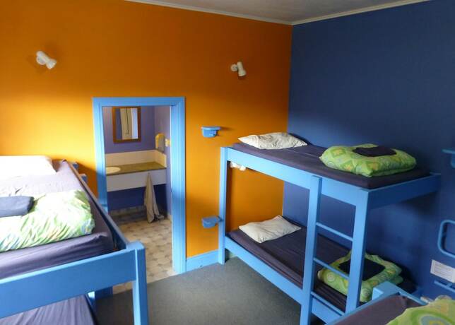 Imagen de la habitación del Hotel Sequoia Lodge Backpackers. Foto 14