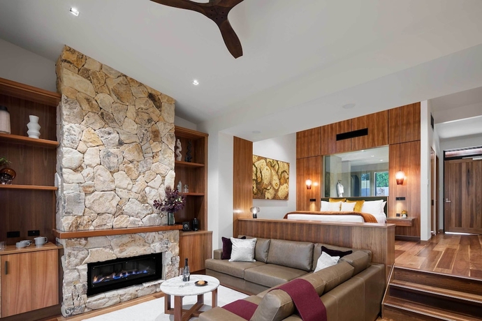 Imagen de la habitación del Hotel Sequoia Lodge. Foto 11