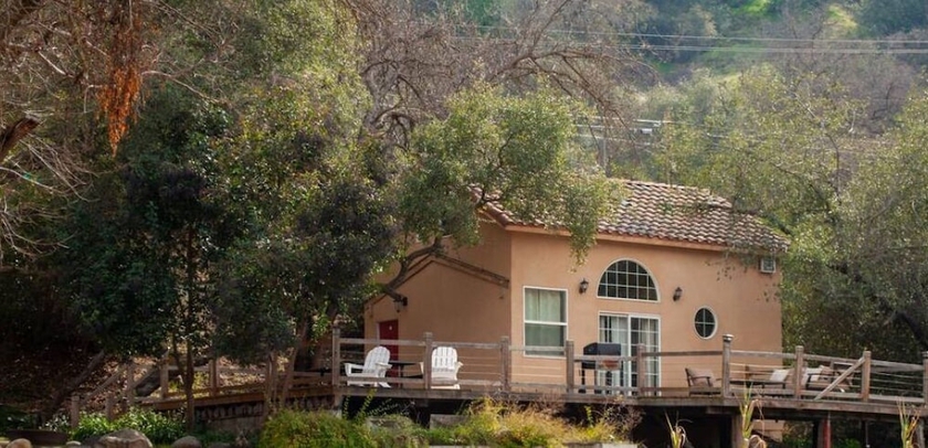 Imagen de la habitación del Hotel Sequoia Riverfront Cabins. Foto 2