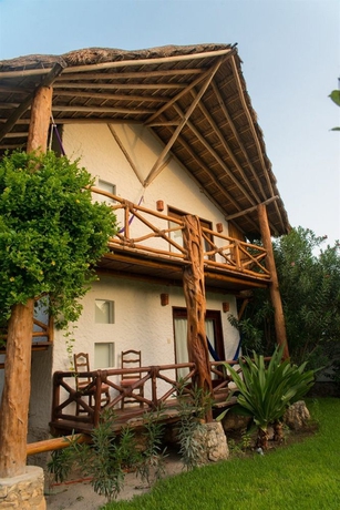 Imagen de los exteriores del Hotel Ser Casasandra Boutique. Foto 13