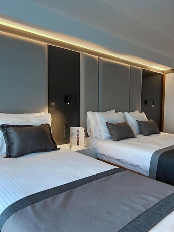 Imagen de la habitación del Hotel Sera Lake Center. Foto 15
