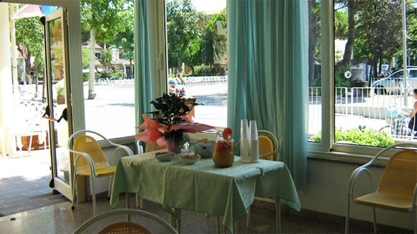 Imagen de los interiores del Hotel Serafini. Foto 10