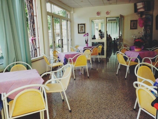 Imagen de los interiores del Hotel Serafini. Foto 11