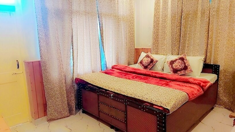 Imagen general del Hotel Seraj International. Foto 6