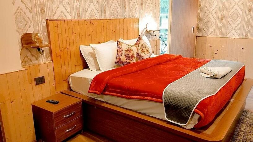 Imagen general del Hotel Seraj International. Foto 11