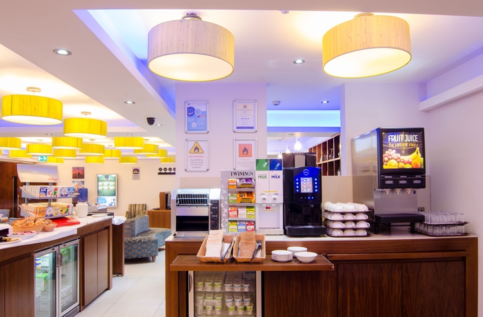 Imagen del bar/restaurante del Hotel Seraphine Hammersmith. Foto 5