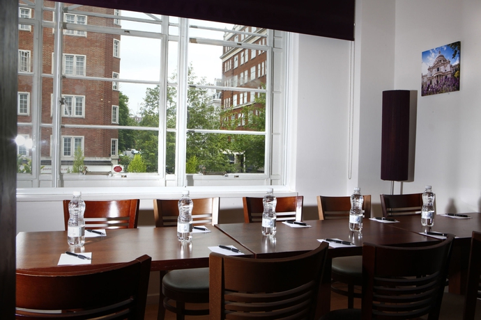 Imagen de los interiores del Hotel Seraphine Kensington Olympia. Foto 14